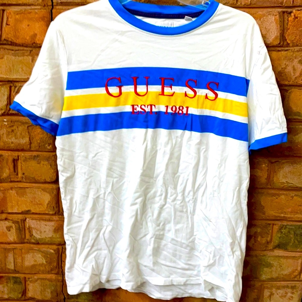 Guess tee